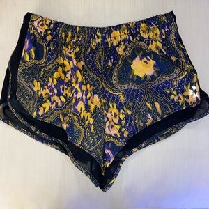 Multi colored/ patterned running shorts